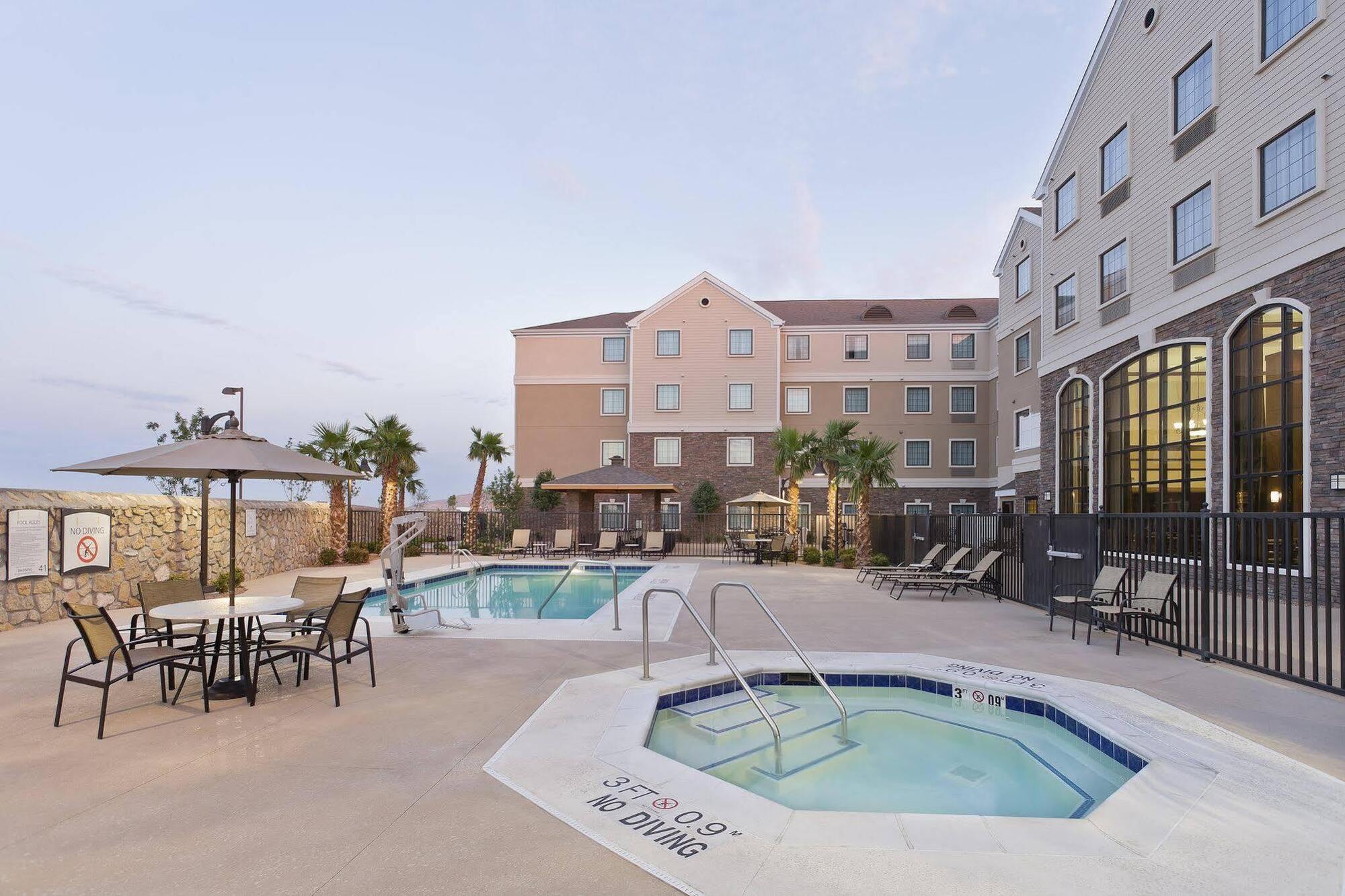 Staybridge Suites El Paso Airport By Ihg Exterior foto